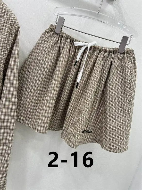 MiuMiu S-XL  (122)